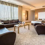 Korineum Golf & Hotel
