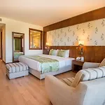 Korineum Golf & Hotel 4*