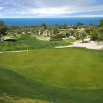 Korineum Golf & Hotel 4*