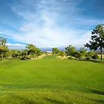 Korineum Golf & Hotel