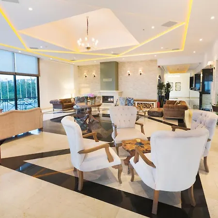 Hotel Korineum Golf&beach 4*