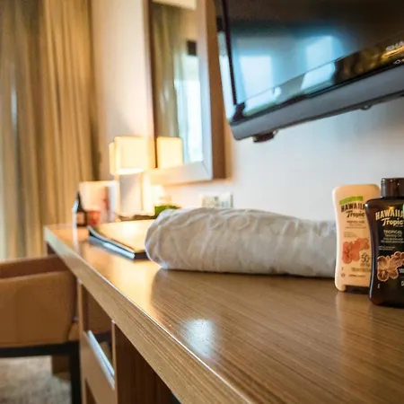 Korineum Golf&beach Hotel 4*
