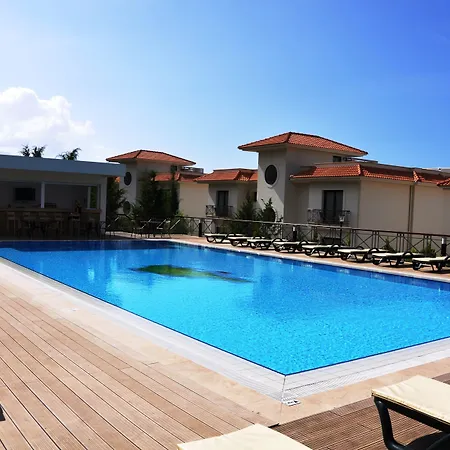 Hotel Korineum Golf&beach 4*