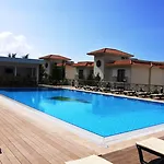 Hotel Korineum Golf & 4*