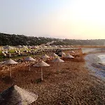Korineum Golf & Agios Georgios (Girne)