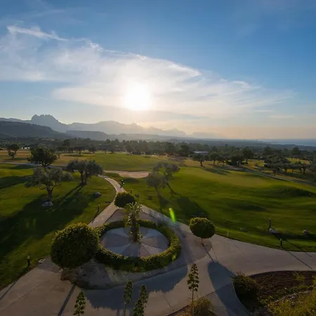 Korineum Golf & Agios Georgios (Girne)