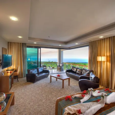 Hotel Korineum Golf &