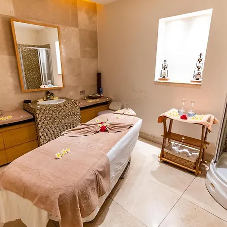 Hotel Korineum Golf &