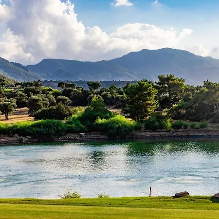 Korineum Golf & Agios Georgios (Girne)