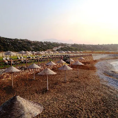 Korineum Golf & Agios Georgios (Girne)