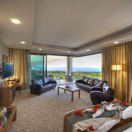 Korineum Golf & Hotell Agios Georgios (Girne)