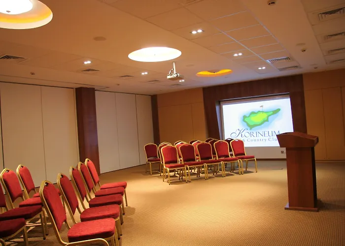 Hotel Korineum Golf & 4*