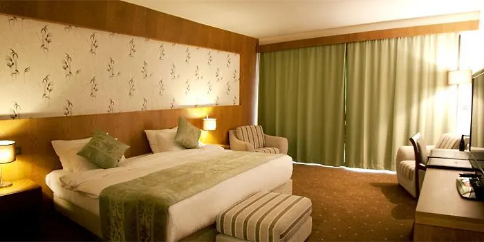 Hotel Korineum Golf & Agios Georgios (Girne)